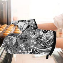 Load image into Gallery viewer, ‘Kacho Fugetsu’ Oven glove(two pieces)