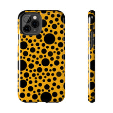 画像をギャラリービューアに読み込む, ‘Yellow with Black dots’ Phone Cases