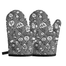 Load image into Gallery viewer, ‘Friends on the Earth’ Oven glove(two pieces)