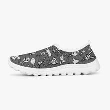 Load image into Gallery viewer, Friends on the earth-Women's Slip-On