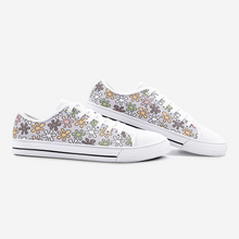 Load image into Gallery viewer, Happie in Lilac - Low Top Canvas Shoes