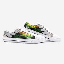 Load image into Gallery viewer, Jungle - Low Top Canvas Shoes