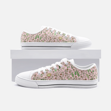 Load image into Gallery viewer, Beans in Pink -Low Top Canvas Shoes