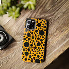 画像をギャラリービューアに読み込む, Yellow with black dots - Phone Cases
