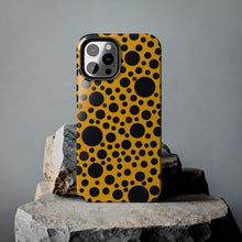 画像をギャラリービューアに読み込む, Yellow with black dots - Phone Cases
