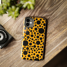 画像をギャラリービューアに読み込む, Yellow with black dots - Phone Cases
