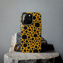 画像をギャラリービューアに読み込む, Yellow with black dots - Phone Cases
