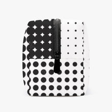 画像をギャラリービューアに読み込む, White with Black dots.-Large Capacity Travel Makeup Bag
