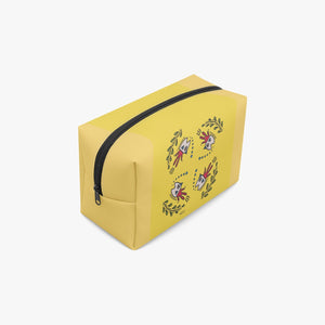 'B6'Fish in Yellow-Large Capacity Travel Makeup Bag