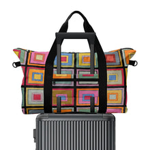 画像をギャラリービューアに読み込む, 'Colorful square' Weekender Bag
