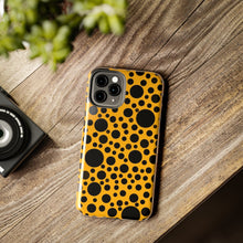 画像をギャラリービューアに読み込む, Yellow with black dots - Phone Cases
