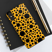 画像をギャラリービューアに読み込む, Yellow with black dots - Phone Cases
