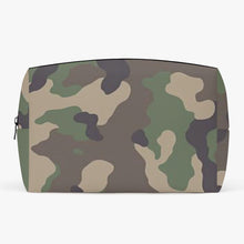 画像をギャラリービューアに読み込む, Camo -Large Travel Pouch
