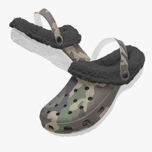 画像をギャラリービューアに読み込む, Camo-Lined  Clogs
