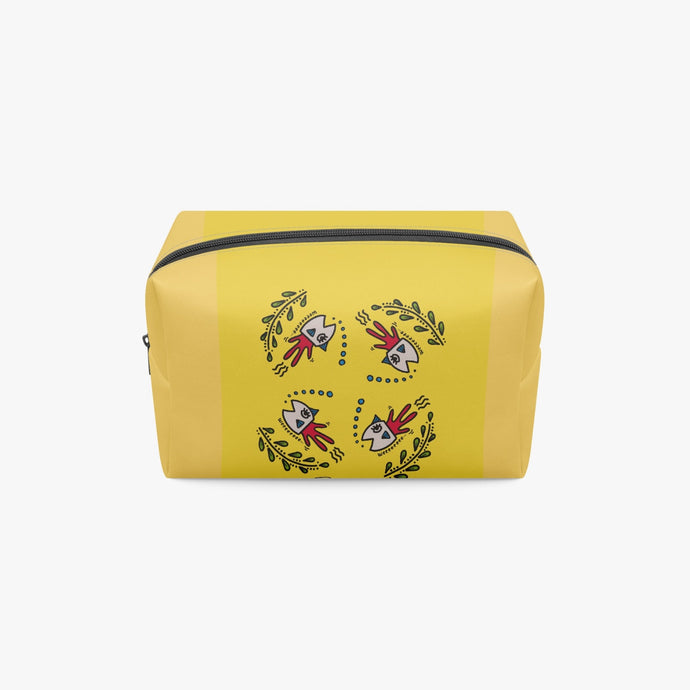 'B6'Fish in Yellow-Large Capacity Travel Makeup Bag