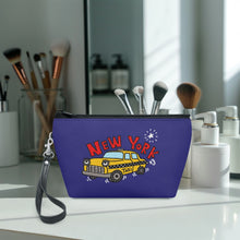 画像をギャラリービューアに読み込む, New York visit-Zipper Sling Bag
