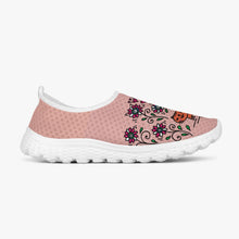 Load image into Gallery viewer, Cat Lovers-Women&#39;s Slip-On
