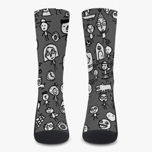 Load image into Gallery viewer, Friends on the Earth - Socks
