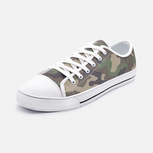 Load image into Gallery viewer, Camo -Low Top Canvas Shoes
