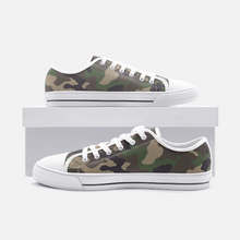 Load image into Gallery viewer, Camo -Low Top Canvas Shoes
