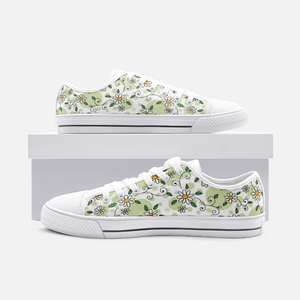 Spring Daisy in Green -Low Top Canvas Shoes